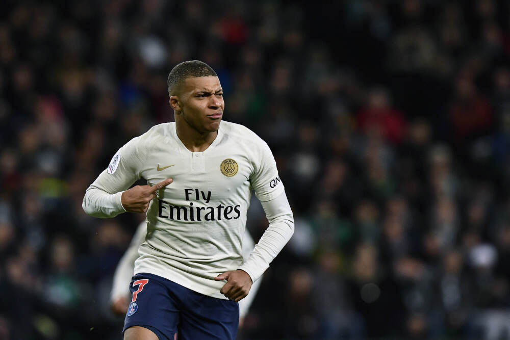 强势股追踪 主力资金连续5日净流入94股